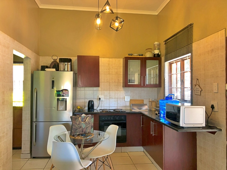 2 Bedroom Property for Sale in Waterval East North West